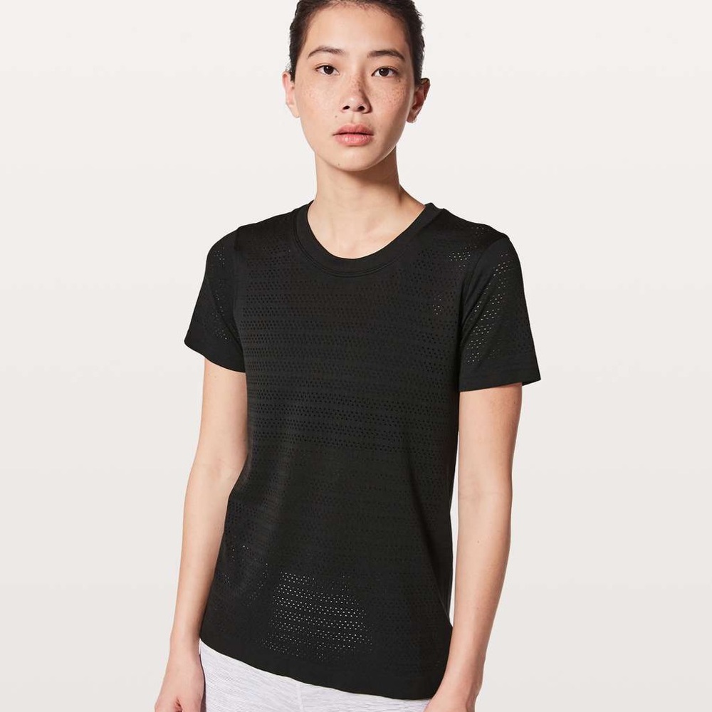 Lululemon perforated top